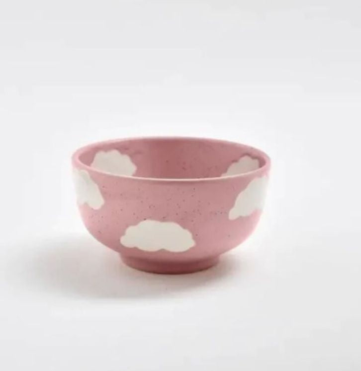 Håndlavet keramik skål i lyserød med sky print, designet og formet af Egg Back Home