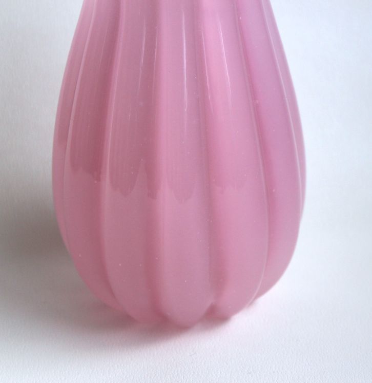 Lyserød vintage murano vase i alabastro glas formet af Arvhimede Seguso, zoomet