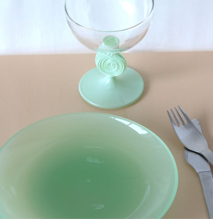 Håndlavet glas til en unik og farverig borddækning, Dadelfri umi cocktailglas 